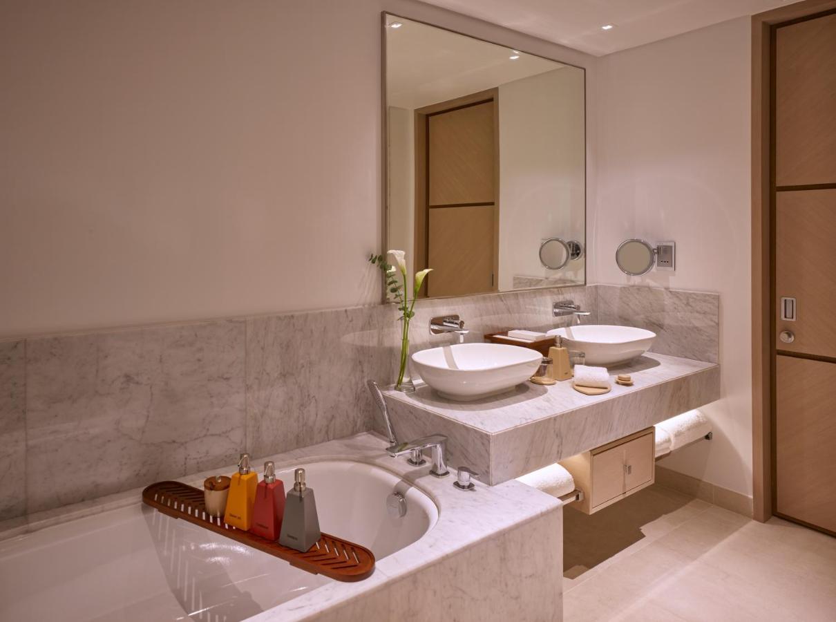 Zulal Wellness Resort By Chiva-Som Al Ruwais Zewnętrze zdjęcie